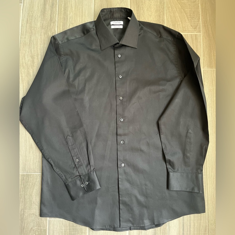 Calvin Klein
Black, long sleeve